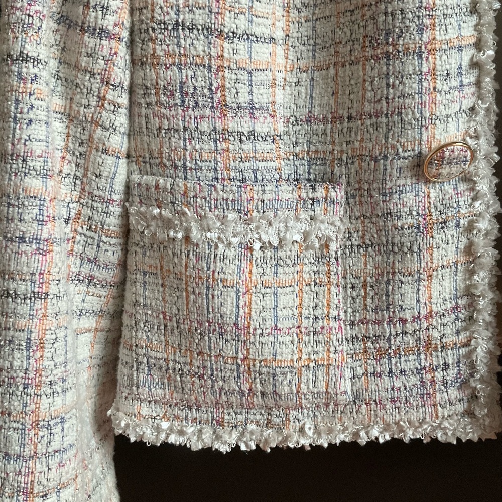 Cream Tweed Jacket - Picture 3 of 6